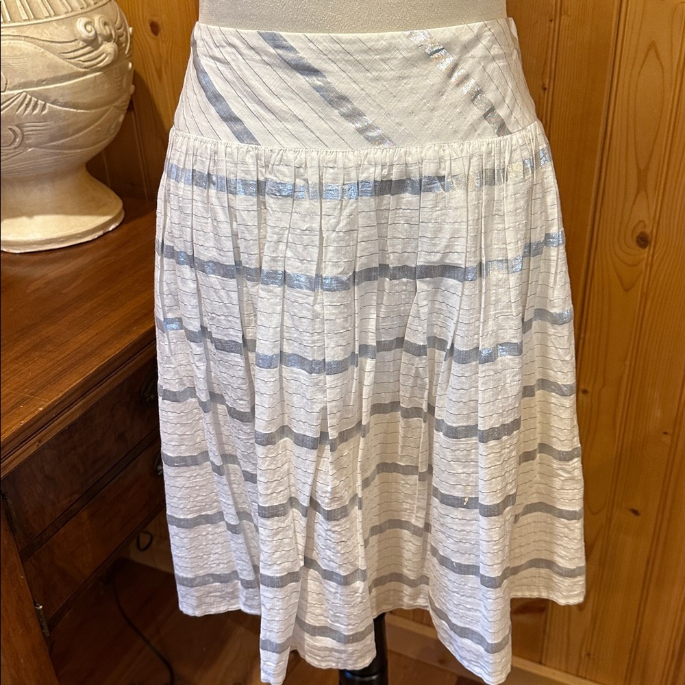 LOFT Ivory and Metallic A-Line Skirt